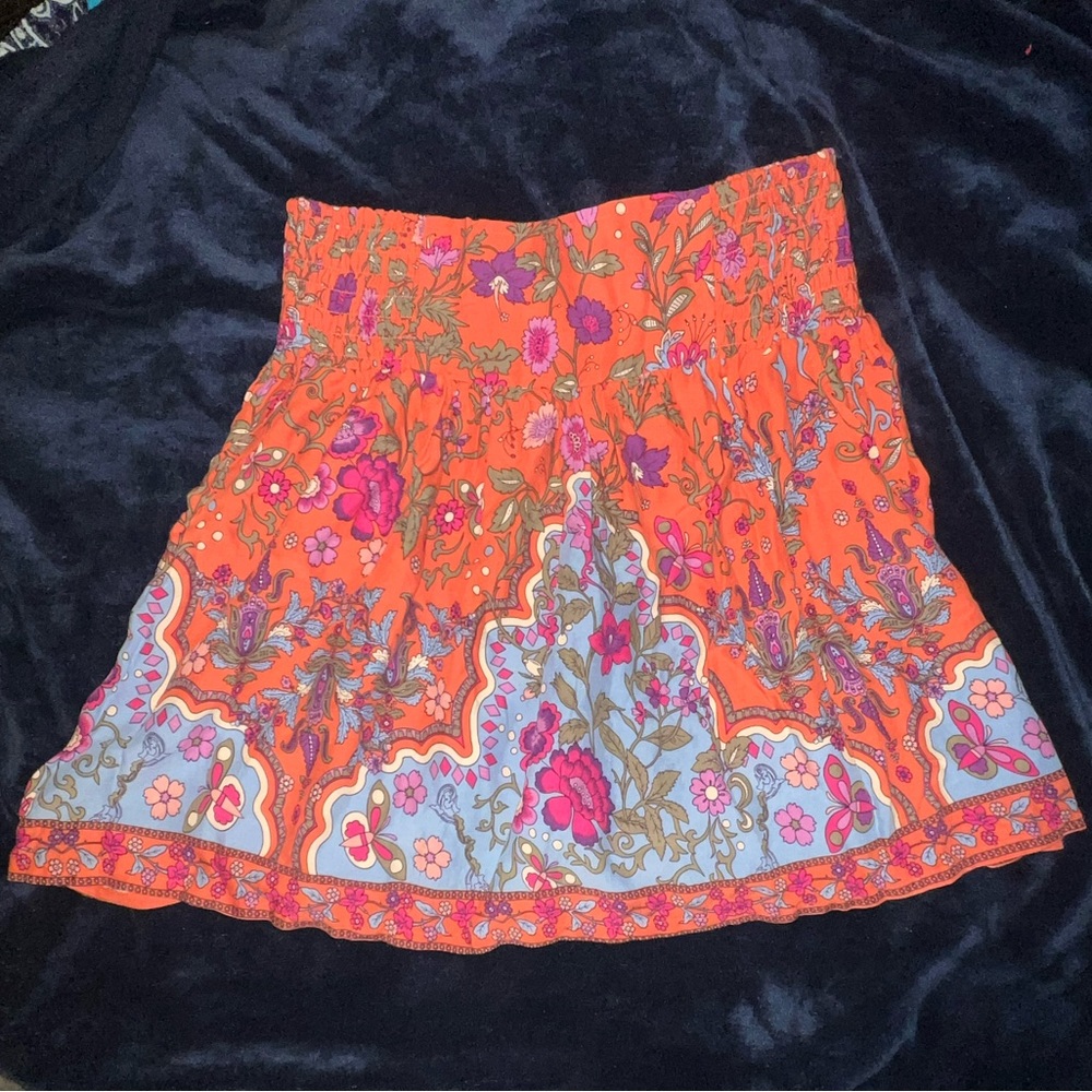 Floral skirt with pockets